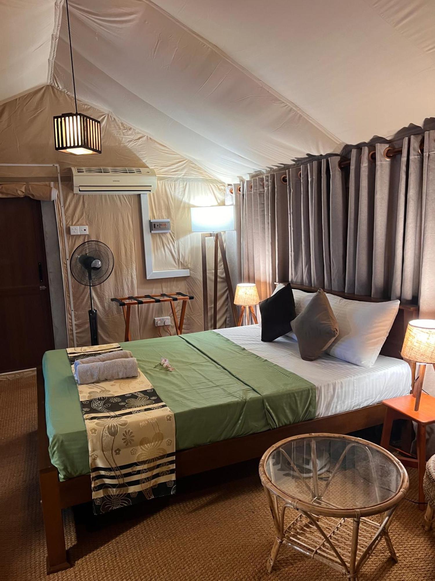 At One - Glamping Hotel Rekawa Eksteriør billede